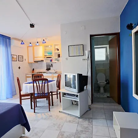 Mediteran, Kleine Mit Balkon